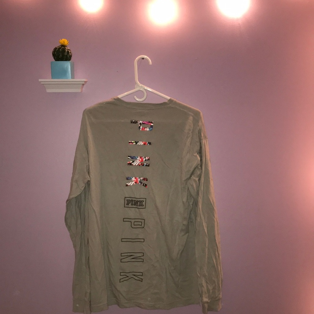 Victoria’s Secret Pink long sleeved tee